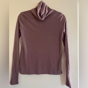Women’s long sleeve turtleneck